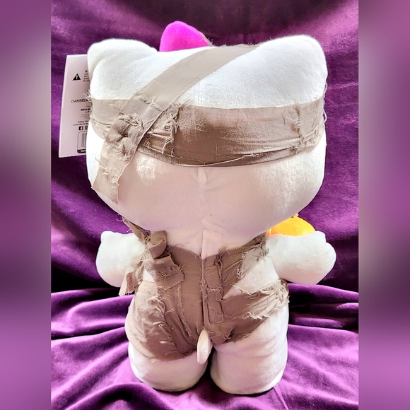 Hello Kitty Mummy Musical Door Greeter Side Stepper Sanrio - Picture 3 of 4